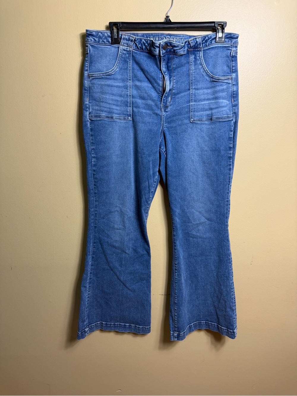 American Eagle super high-rise flare jeans. Size 20.